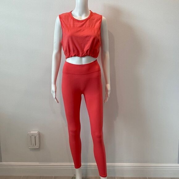 Coral Crop Top And Leggings Top Small Leggings Medium - Picture 1 of 15